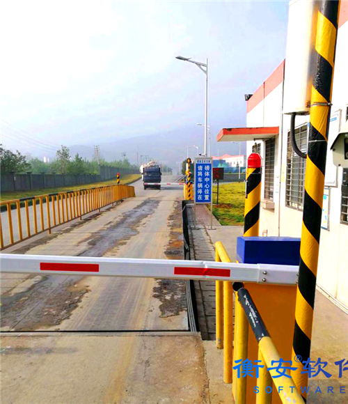 中國的未來如果有顏色，我相信她一定是科技藍！